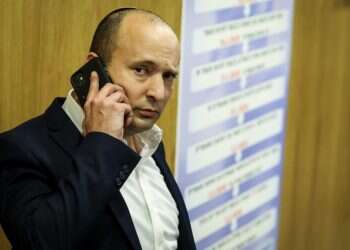 בנט: מותר לשים בצד דברים חשובים כמו סיפוח ומדינה פלסטינית