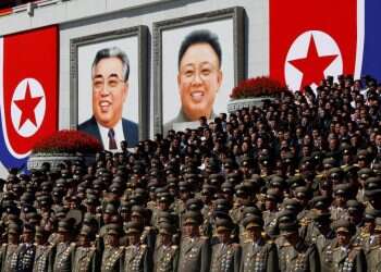 להפוך סוגיה עולמית רגישה לספר מתח מרתק