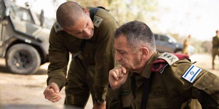 כפוף לערכי התקינות הפוליטית. הרמטכ הרמטכ"ל יצטרך לשכנע מדינה במשבר בחשיבות התר"ש