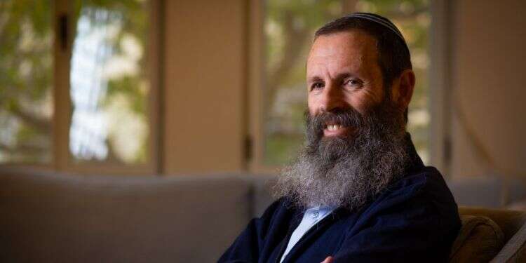 הרב יגאל לוינשטיין. צילום: אריק סולטן בוגי יעלון: הייתי סוגר את מכינת עלי – היא אנטי ממלכתית