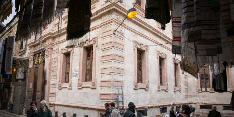 חצר אלכסנדר בעיר העתיקה בירושלים. צילום: אוליבייה פיטוסי, פלאש 90