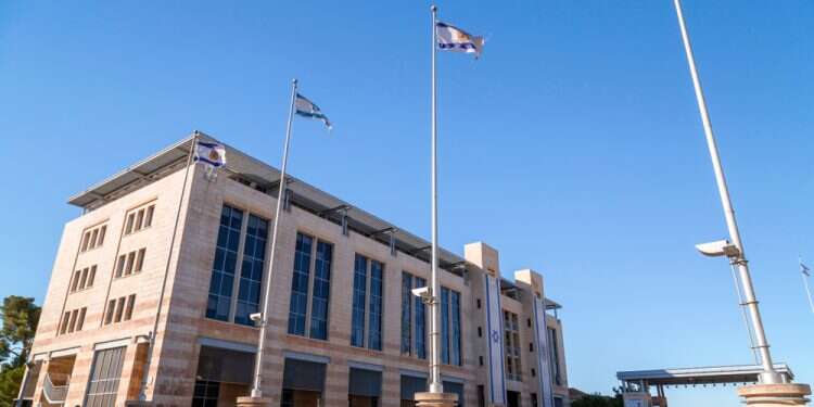 "עם די ג'יי ואפטר פארטי": ההזמנה המפתיעה שקיבלו כתבים זרים