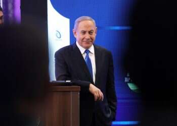 "יריביי שמשווים אותי לארדואן בזים לדמוקרטיה"