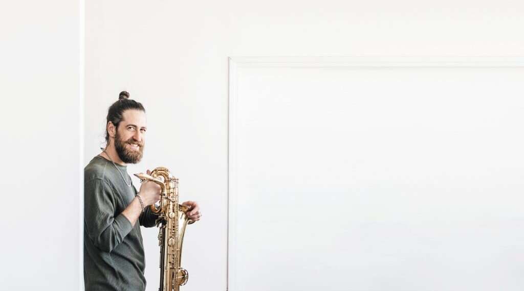 אלדד ציטרין מגיש: איש אחד שהוא תזמורת שלמה