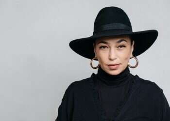 "אני לומדת על בשרי שיעורים של דור שלם"