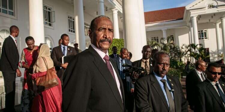 ראש המועצה הזמנית בסודן, עבדל פתאח אל-בורהאן. צילום: AFP בעקבות ההתבטאות בעד ישראל – דובר שר החוץ הסודני פוטר