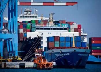 יצואנים על היחלשות האירו: "הגורמים הלאומיים צריכים למזער את הנזקים"