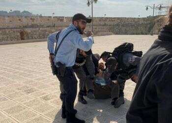 ח"כ לשעבר יהודה גליק נעצר בהר הבית כי "הלך לאט מדי"