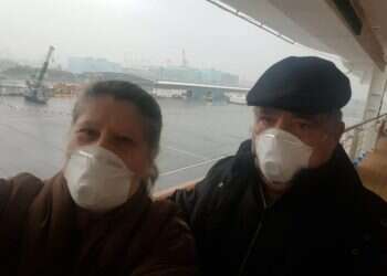 על כל פנים: כך שינו המסכות את חיינו לבלי היכר