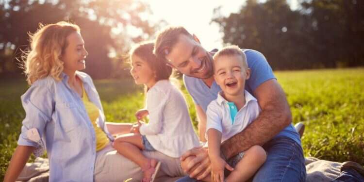 המשפחה צריכה להיות מודל לכל מערכות היחסים החברתיות