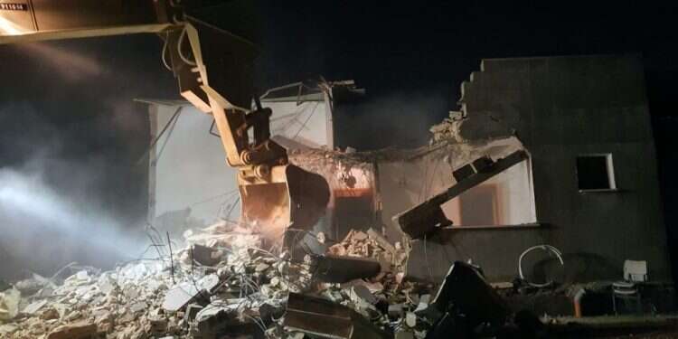 שופטינו מרחיקים אותנו מחיים בעולם מתוקן מוסרית