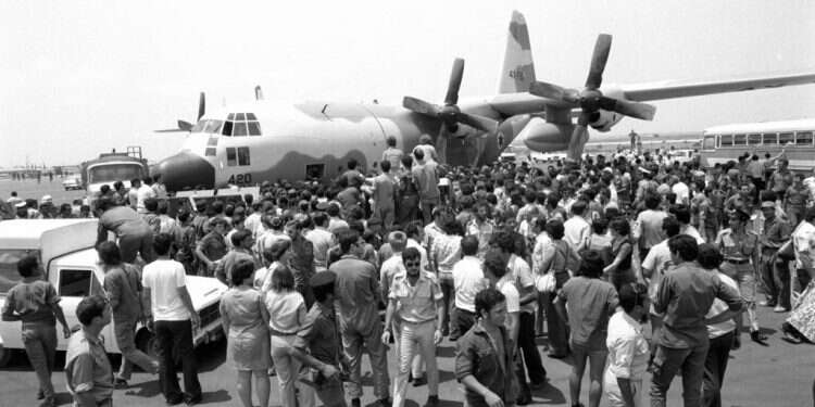 קרבות האוויר והמבצעים הנועזים: הטייסים שראו הכול