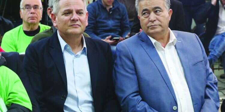 פרץ והורוביץ בכנס תמיכה במפלגתם. צילום: קוקו