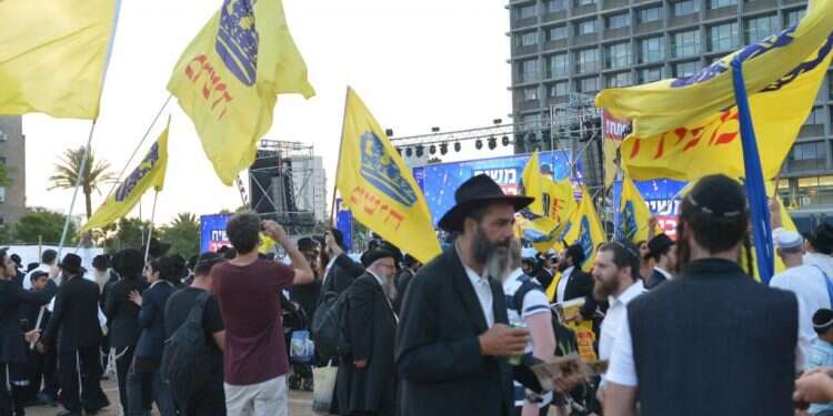 חסידי חב "יש עתיד" ניסתה למנוע הקמת בית כנסת באבן יהודה