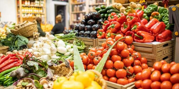 צילום: שאטרסטוק תפסיקו לחפש את הפנס, תתחילו להאיר איתו