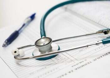 האם הסטודנטים של היום יצילו את מערכת הבריאות?