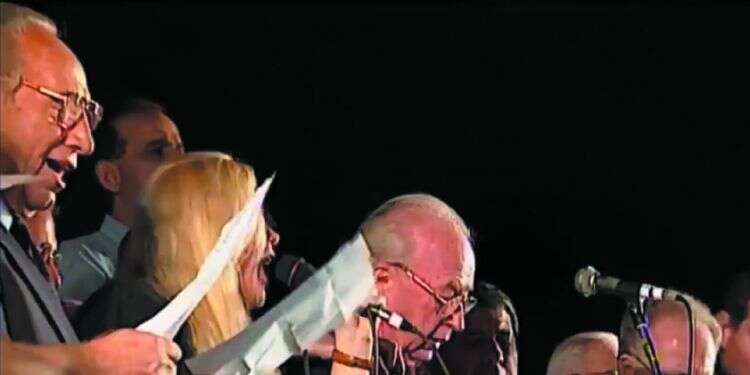 רבין ופרס שרים עם מירי אלוני את העשור שבו "שיר השלום" התנפץ מול מציאות מדממת