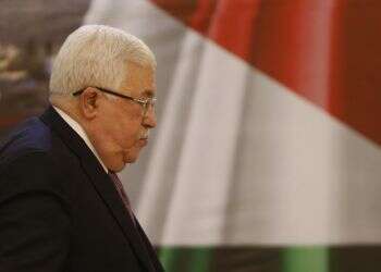 שוב מתברר שאבו-מאזן מתנגד לאלימות רק כשהוא בשידור חי