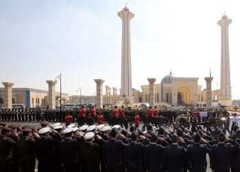 מצרים מעדיפה לזכור את חוסני מובארכ כגיבור מלחמה