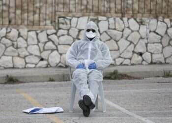 לא מצורעים: מה לעשות אם חבר או קרוב נכנס לבידוד?