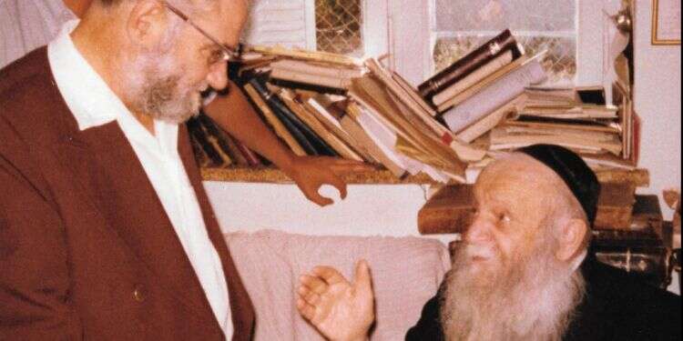 הספר על הרצי"ה קוק שראשי ישיבות "הקו" לא רצו שתקראו