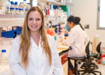 "אפשר לייצר חיסון בחודשיים, להוכיח את יעילותו ייקח זמן"