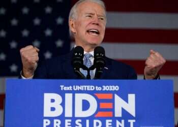 רגע לפני ה"סופר-טיוזדיי": ביידן מתאושש, סנדרס מותש