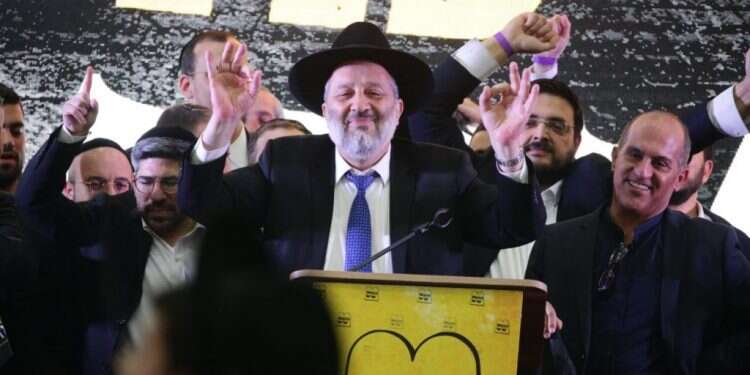 יו תוצאות האמת: הליכוד מוביל, הימין מתנדנד על 59