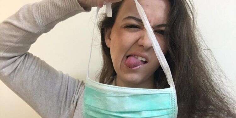 אפרת פינקל. צילום: באדיבות המצולמת רגע לפני שהיא מאבדת שפיות: המבודדת שהוסיפה לימון לקורונה