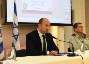 למה התקשורת מתעלמת מבנט ומדווחת על שימורים?