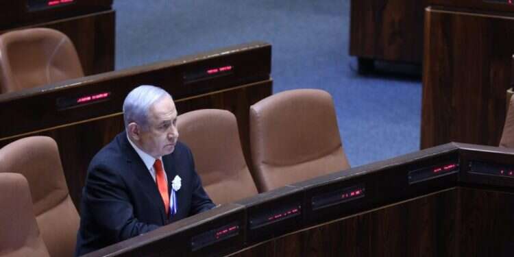 בנימין נתניהו בטקס השבעת הכנסת ה-23. צילום: גדעון שרון, דוברות הכנסת חרפה והמוצא ממנה: כך ישראל תחלץ עצמה מאסון