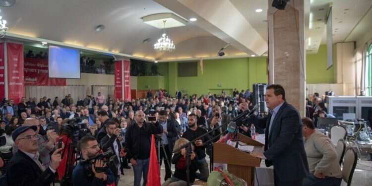 איימן עודה בכינוס מפלגת חד בטאון חד"ש: "הציונות היא גזענות, ותוצר האימפריאליזם"