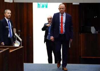 לפיד, יעלון וליברמן נפלו בפח של עצמם