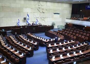 הקורונה חשפה: נבחרינו דואגים אך ורק לעצמם