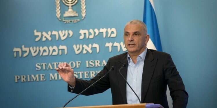 שר האוצר משה כחלון. צילום: יונתן זינדל, פלאש 90 תוכנית הסיוע למשק: האם 80 מיליארד שקלים יספיקו?