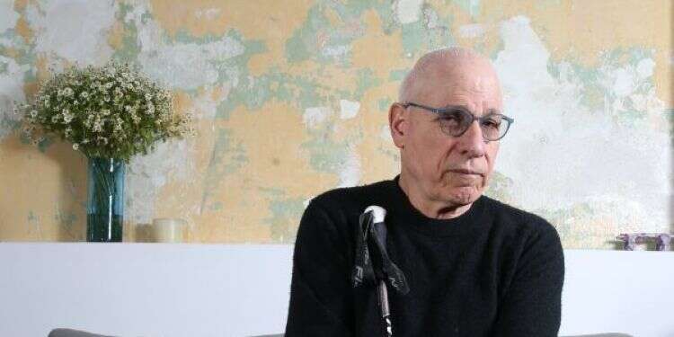 יורם עשת אלקלעי. צילום: מרים צחי "רציתי לכתוב ספר על הטרגדיה האנושית הכי נוראה שיש"