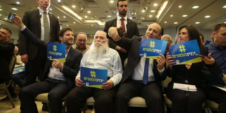 ראשי ימינה עם הרב דרוקמן בכנס פעילים של 'ימינהמונים'. צילום: יהושע יוסף מדד הקירבה ל'קו הירוק': איך הצביעו תושבי יו"ש?