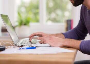 תוך כדי תנועה: 5 עקרונות לניהול עובדים מרחוק