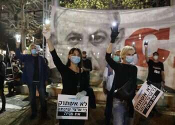 יעלון קרא לגנץ לשוב הביתה: "אל תהיה שותף להרס הדמוקרטיה"