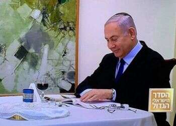 העם זקוק לגיבורים, ומנהיגיו חוגגים בבונקרים סטריליים