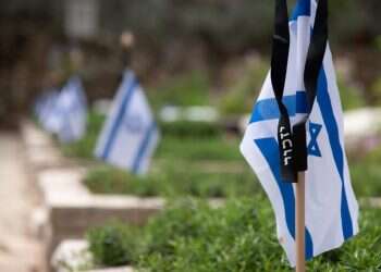 טקס  הפוליטיקאים שלנו אינם "ראויים לקורבנם של הנופלים"