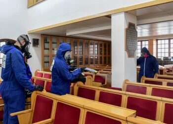 התפילות המקוונות מביאות רוח חדשה למוסד בתי הכנסת