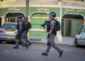 ביפו מנסים להרגיע את הרוחות