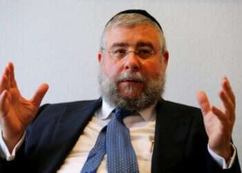 כ-400 נספים יהודים: רבני אירופה שוקלים לאסור ברית מילה וטבילה