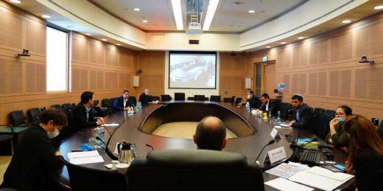 הוועדה המסדרת. צילום: עדינה ולמן, דוברות הכנסת יוצאים לדרך: מבול הצעות החוק כבר החל