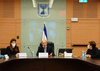 המלכוד בכנסת: איך מונעים את התערבות בג"ץ?