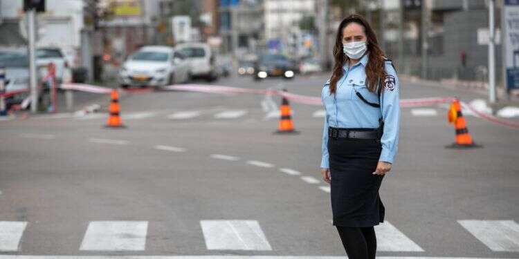 "הרבה גבות הורמו": הקצינה החרדית הראשונה במשטרה
