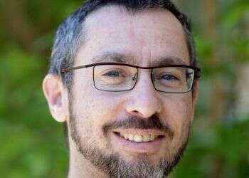 להשאיר דלת פתוחה