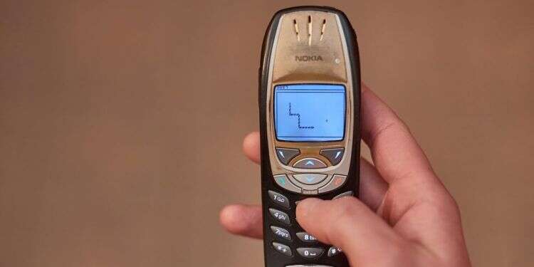 "סנייק" היה ממכר ומטומטם באותה מידה