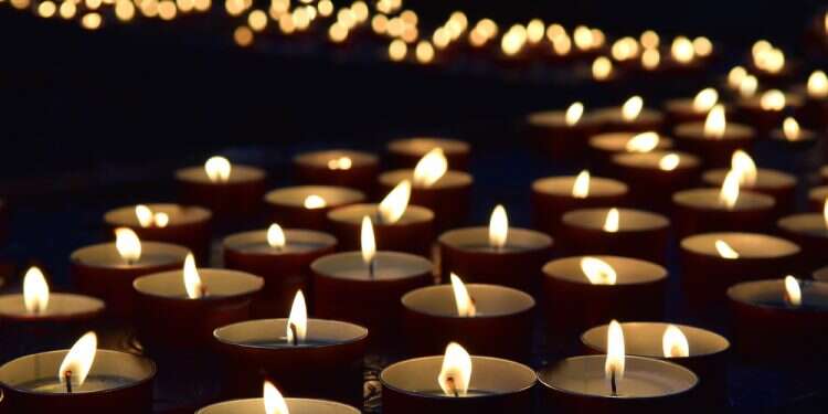 מאז שכבה הנר